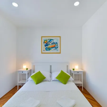 Ferienhaus Dragica Mit Pool 50 M Vom Privlaka (Zadar)