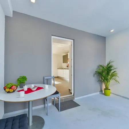 Ferienhaus Dragica Mit Pool 50 M Vom * Privlaka (Zadar)